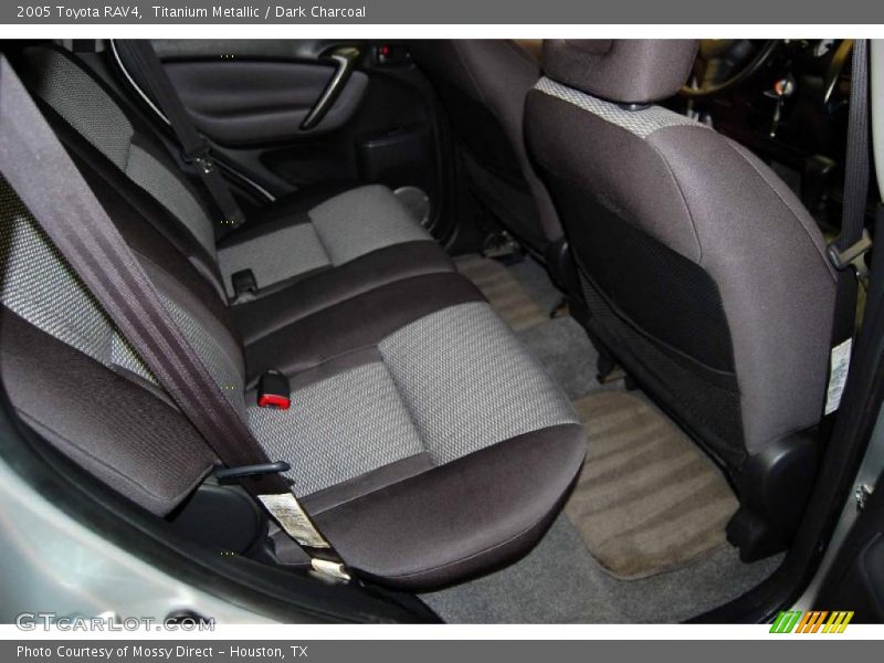 Titanium Metallic / Dark Charcoal 2005 Toyota RAV4