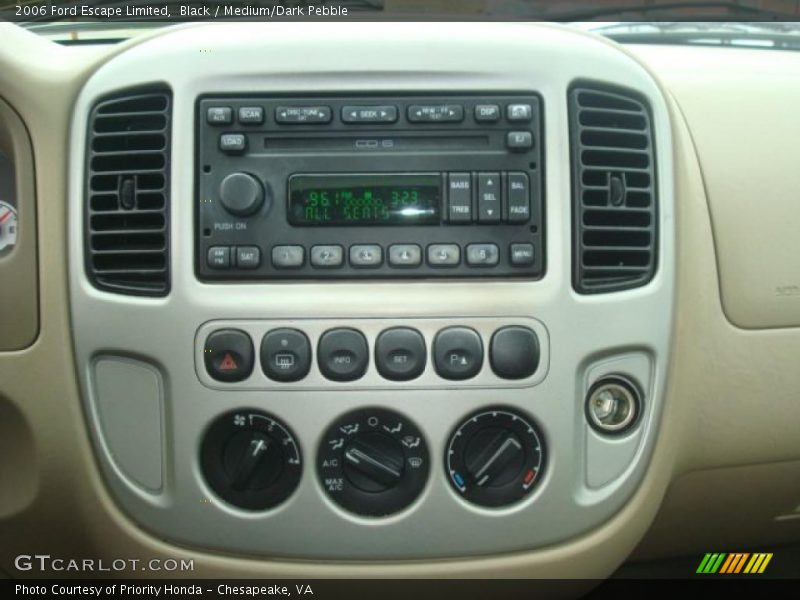 Black / Medium/Dark Pebble 2006 Ford Escape Limited