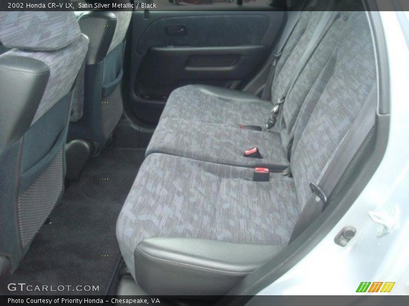 Satin Silver Metallic / Black 2002 Honda CR-V LX