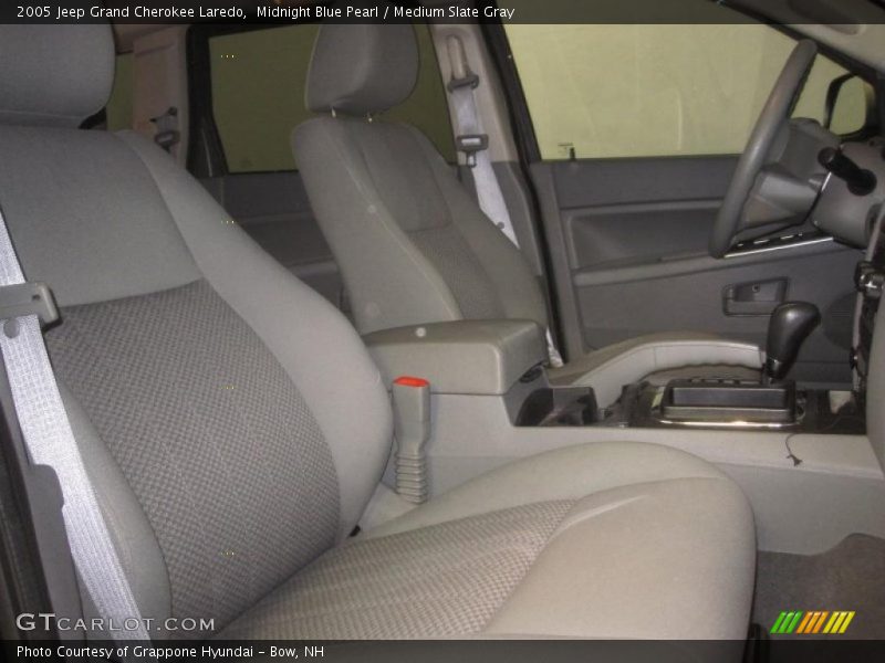Midnight Blue Pearl / Medium Slate Gray 2005 Jeep Grand Cherokee Laredo