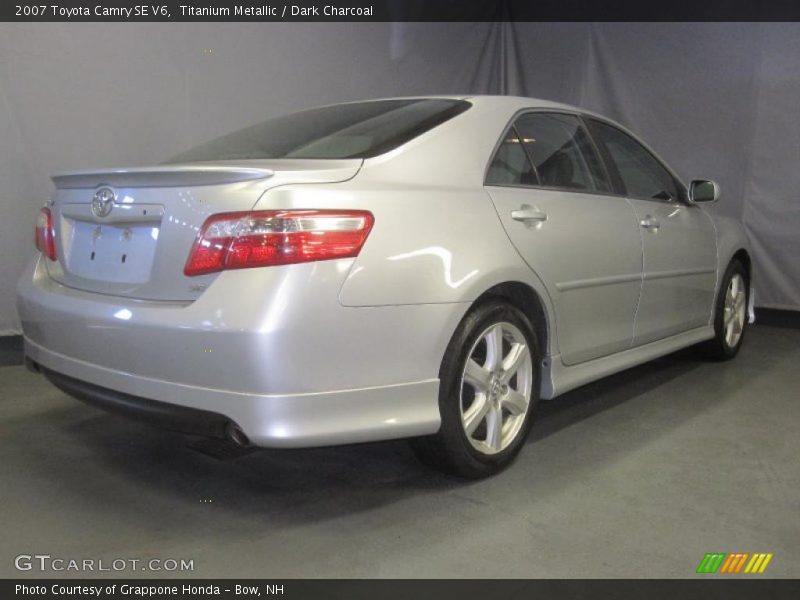 Titanium Metallic / Dark Charcoal 2007 Toyota Camry SE V6