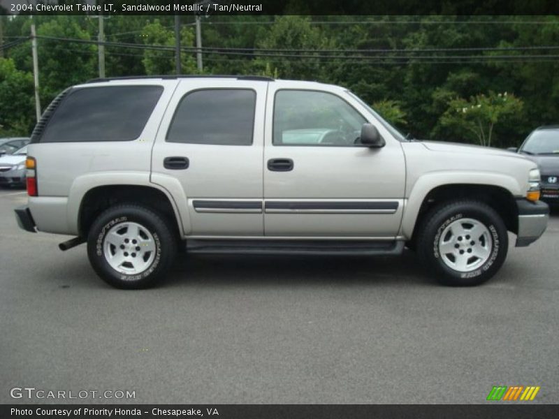 Sandalwood Metallic / Tan/Neutral 2004 Chevrolet Tahoe LT