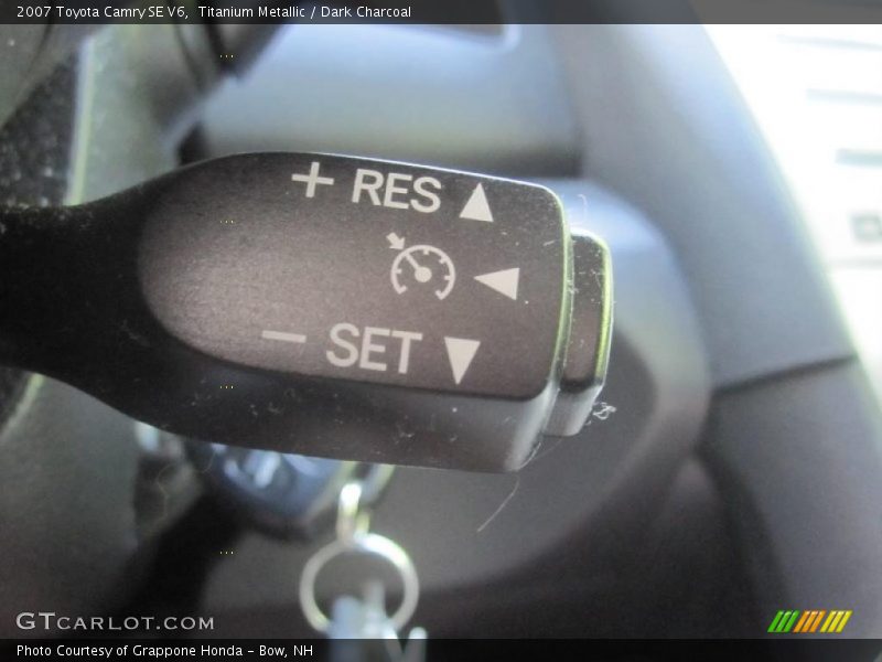 Titanium Metallic / Dark Charcoal 2007 Toyota Camry SE V6