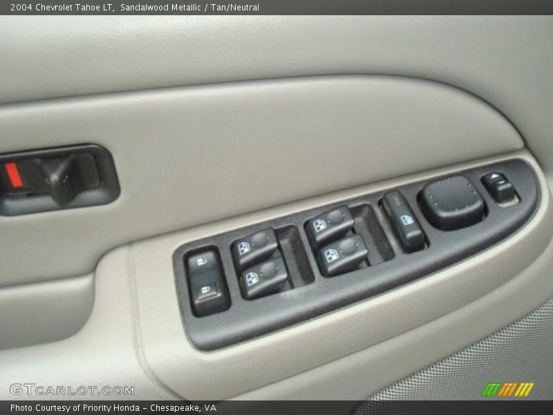 Sandalwood Metallic / Tan/Neutral 2004 Chevrolet Tahoe LT