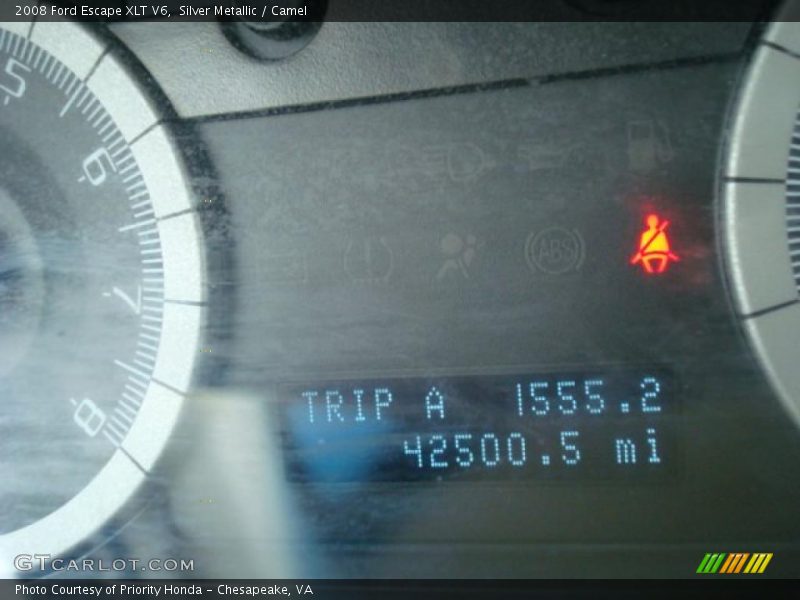 Silver Metallic / Camel 2008 Ford Escape XLT V6