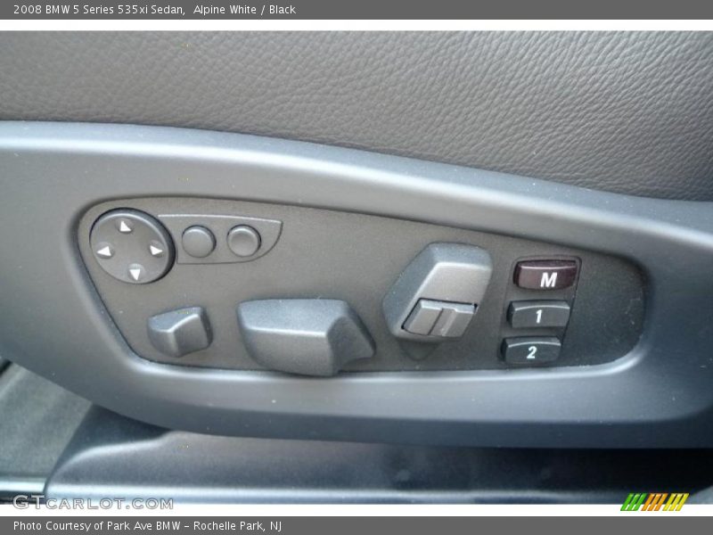 Alpine White / Black 2008 BMW 5 Series 535xi Sedan