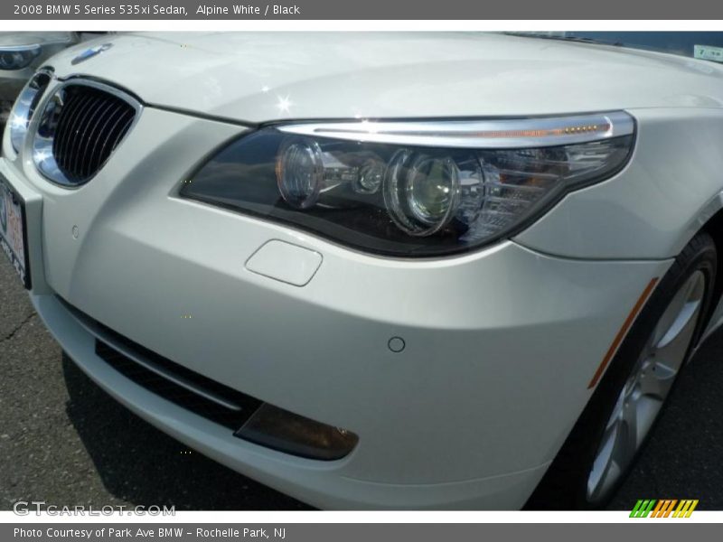 Alpine White / Black 2008 BMW 5 Series 535xi Sedan