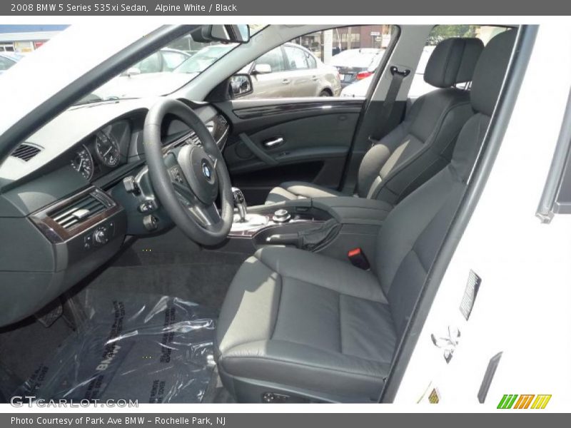 Alpine White / Black 2008 BMW 5 Series 535xi Sedan