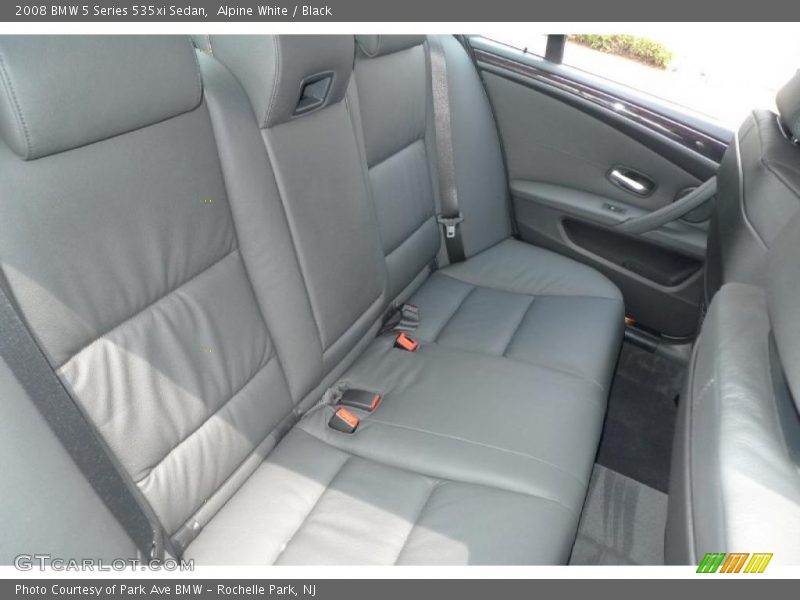 Alpine White / Black 2008 BMW 5 Series 535xi Sedan