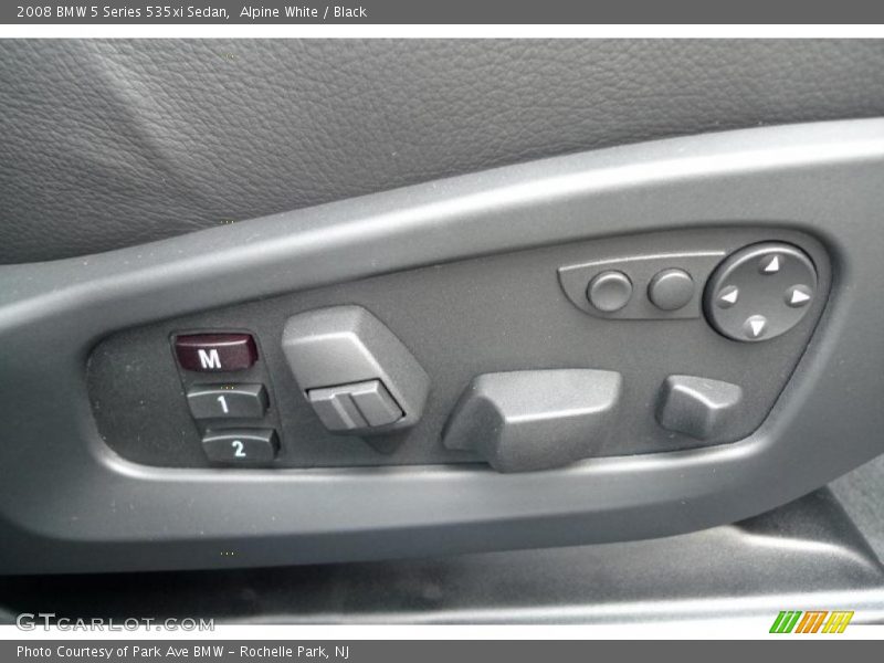 Alpine White / Black 2008 BMW 5 Series 535xi Sedan