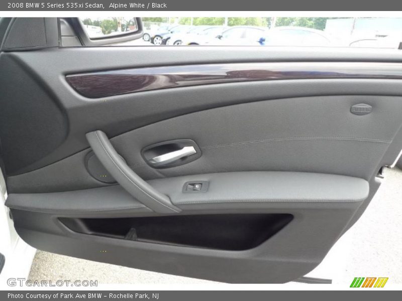 Alpine White / Black 2008 BMW 5 Series 535xi Sedan