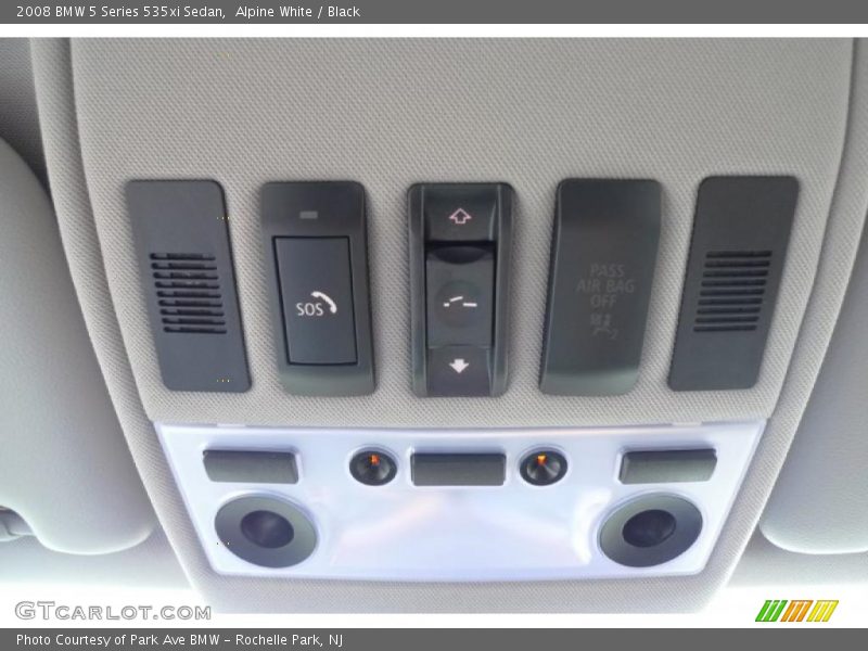 Alpine White / Black 2008 BMW 5 Series 535xi Sedan
