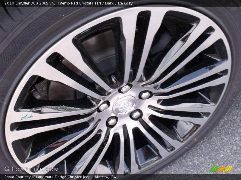Inferno Red Crystal Pearl / Dark Slate Gray 2010 Chrysler 300 300S V6