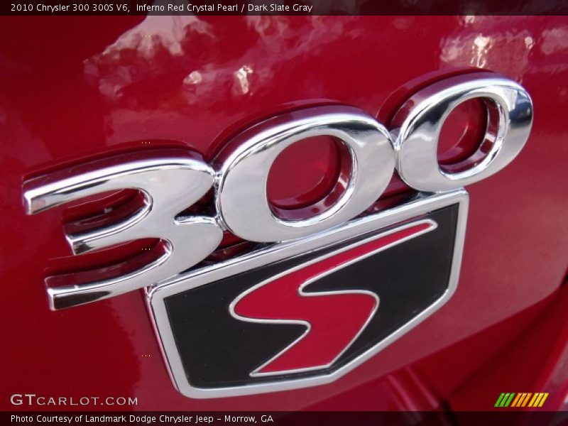 Inferno Red Crystal Pearl / Dark Slate Gray 2010 Chrysler 300 300S V6