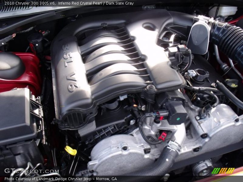 Inferno Red Crystal Pearl / Dark Slate Gray 2010 Chrysler 300 300S V6