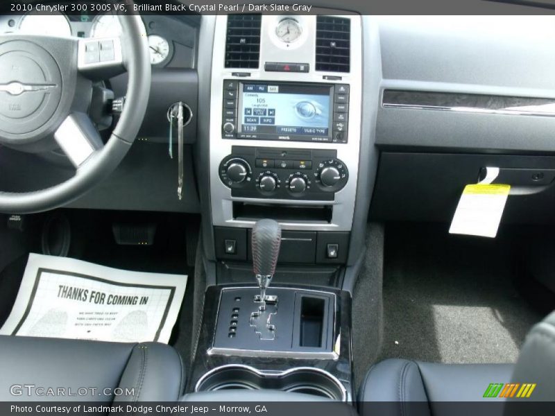 Brilliant Black Crystal Pearl / Dark Slate Gray 2010 Chrysler 300 300S V6