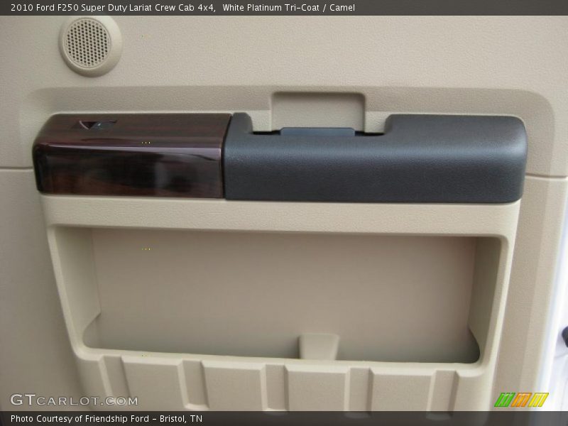 White Platinum Tri-Coat / Camel 2010 Ford F250 Super Duty Lariat Crew Cab 4x4