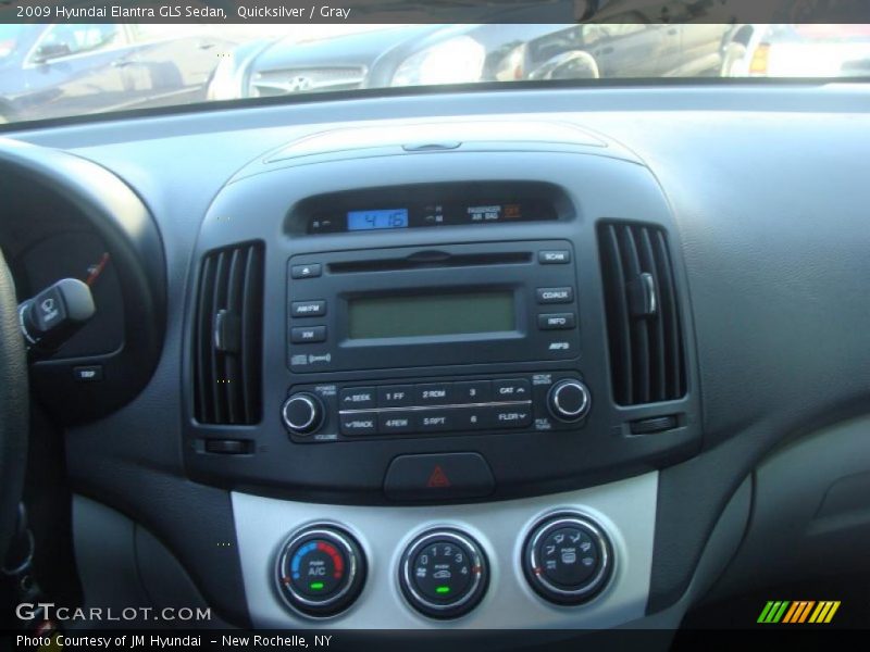 Quicksilver / Gray 2009 Hyundai Elantra GLS Sedan