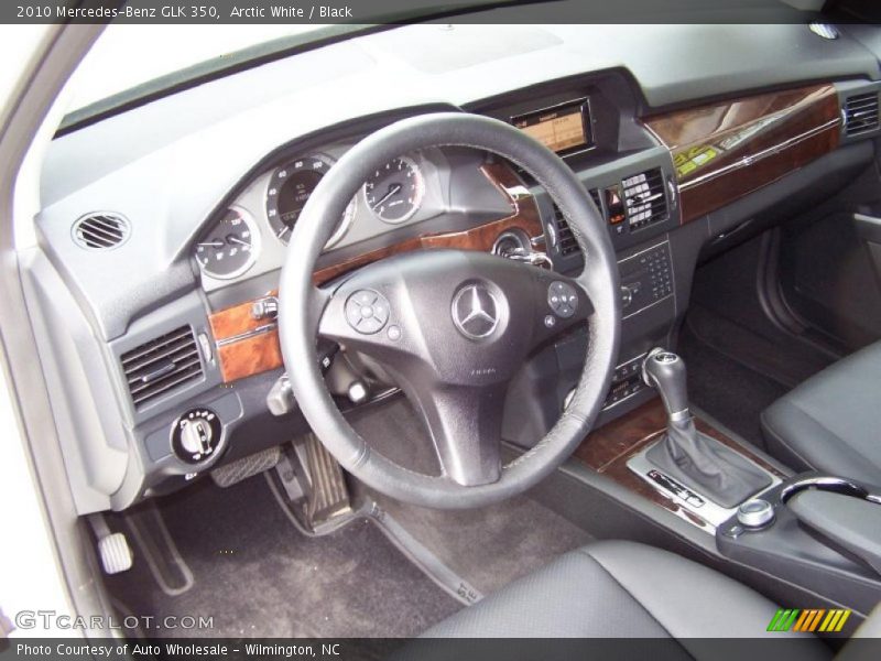 Arctic White / Black 2010 Mercedes-Benz GLK 350