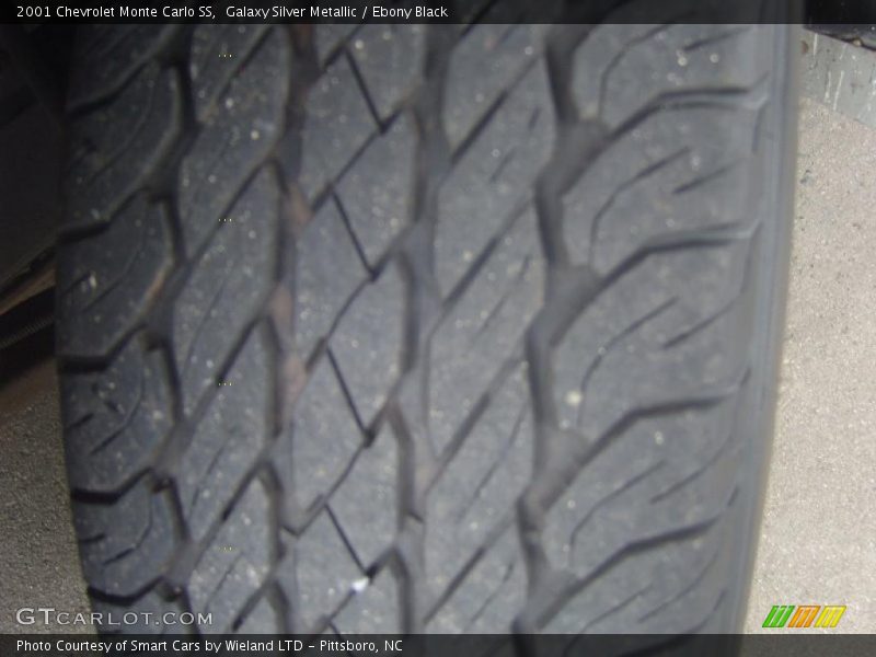 Galaxy Silver Metallic / Ebony Black 2001 Chevrolet Monte Carlo SS