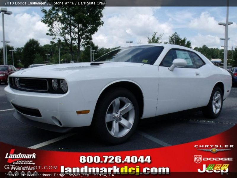 Stone White / Dark Slate Gray 2010 Dodge Challenger SE