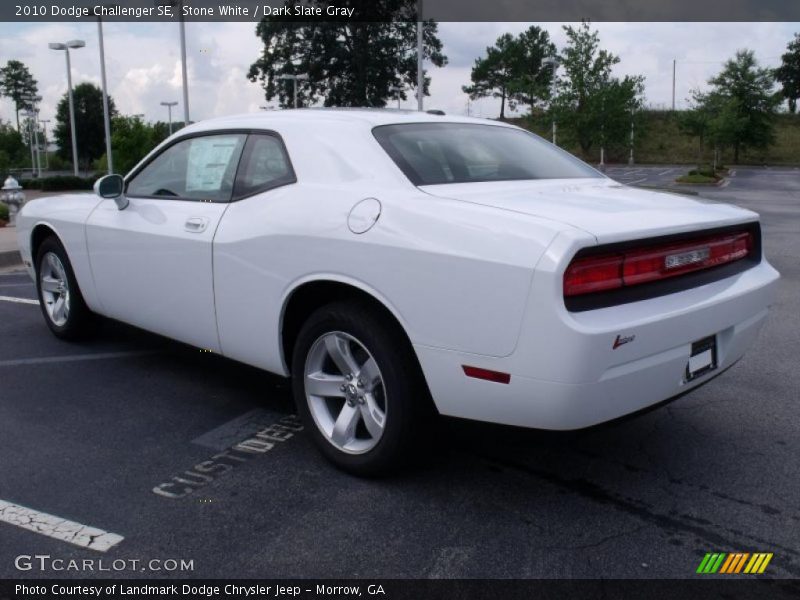 Stone White / Dark Slate Gray 2010 Dodge Challenger SE
