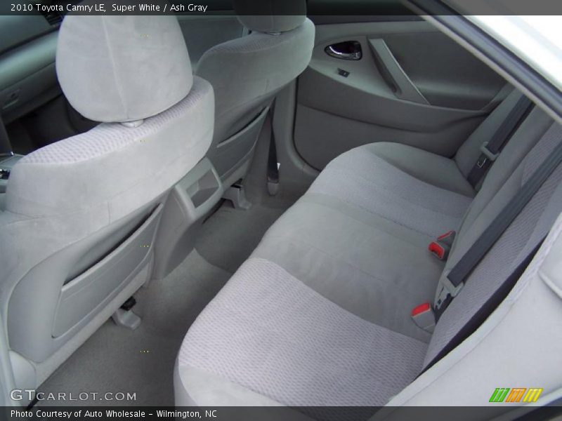 Super White / Ash Gray 2010 Toyota Camry LE