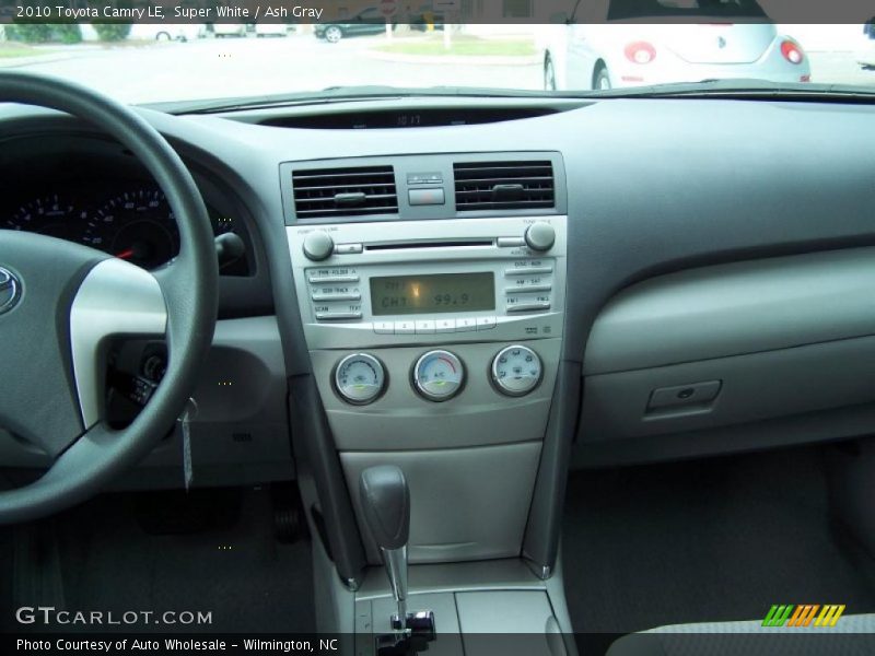 Super White / Ash Gray 2010 Toyota Camry LE