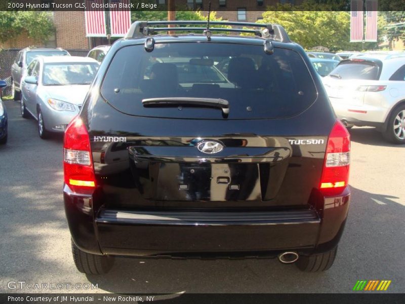 Obsidian Black / Beige 2009 Hyundai Tucson GLS