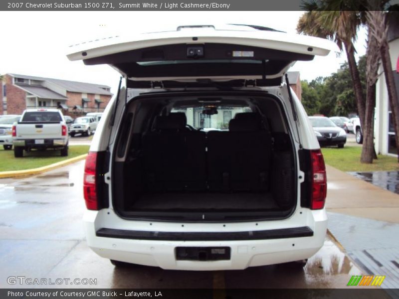 Summit White / Light Cashmere/Ebony 2007 Chevrolet Suburban 1500 Z71