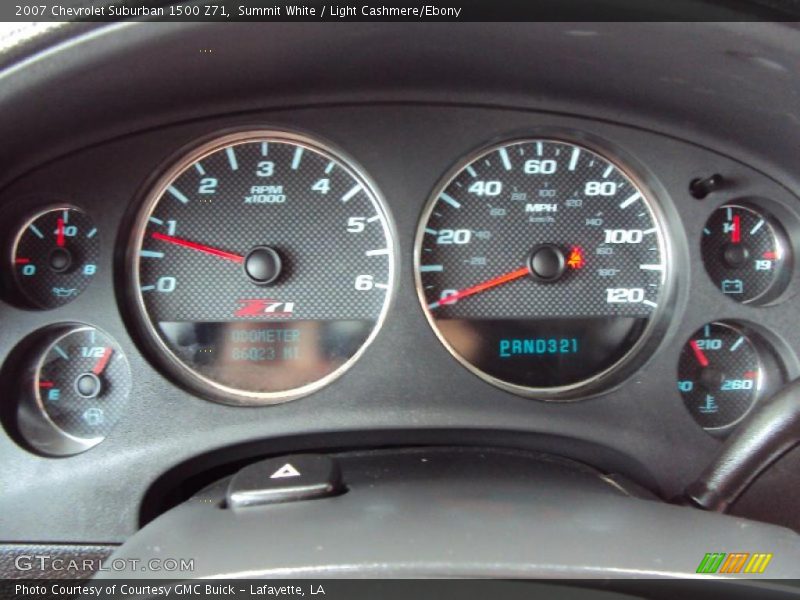 Summit White / Light Cashmere/Ebony 2007 Chevrolet Suburban 1500 Z71