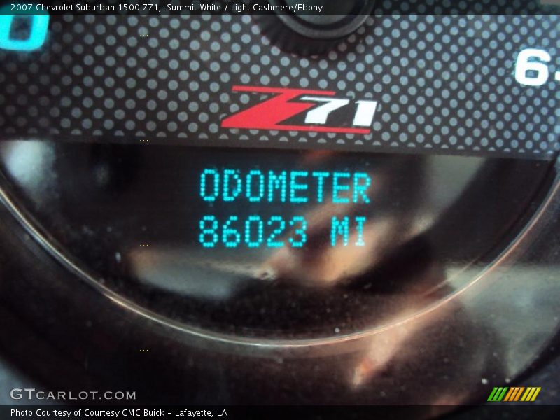 Summit White / Light Cashmere/Ebony 2007 Chevrolet Suburban 1500 Z71