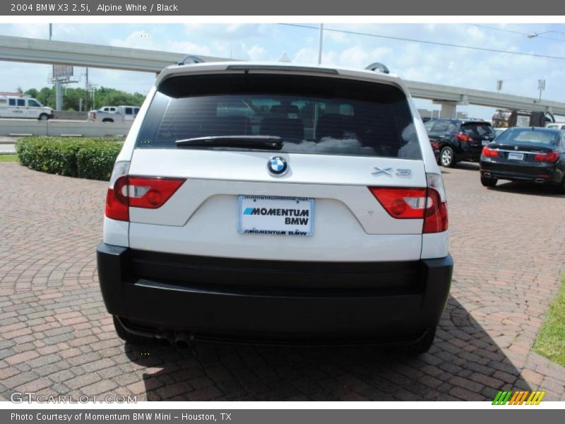 Alpine White / Black 2004 BMW X3 2.5i
