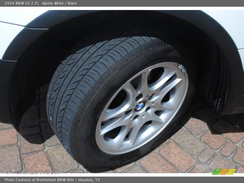 Alpine White / Black 2004 BMW X3 2.5i