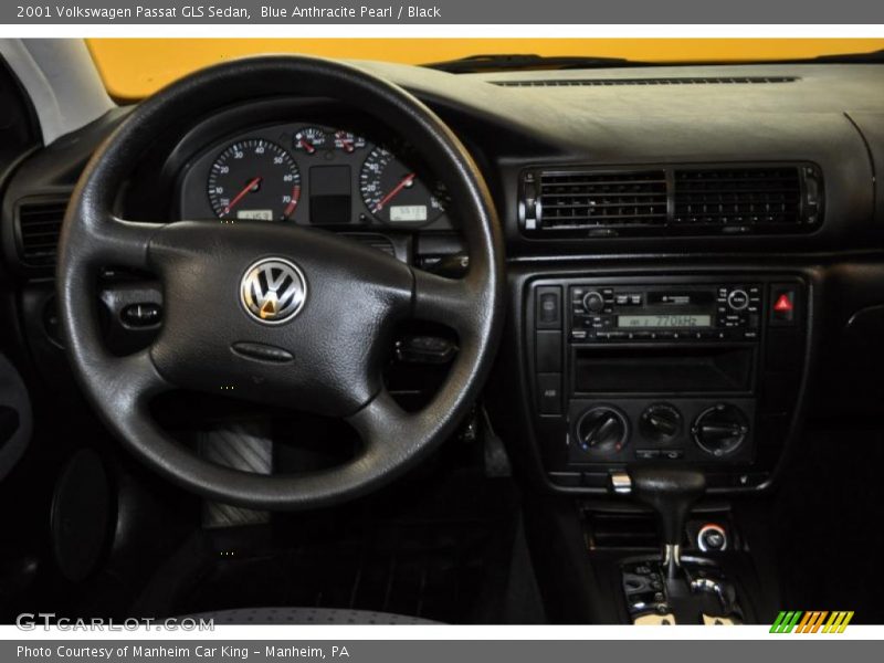 Blue Anthracite Pearl / Black 2001 Volkswagen Passat GLS Sedan