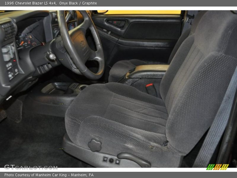 Onyx Black / Graphite 1996 Chevrolet Blazer LS 4x4