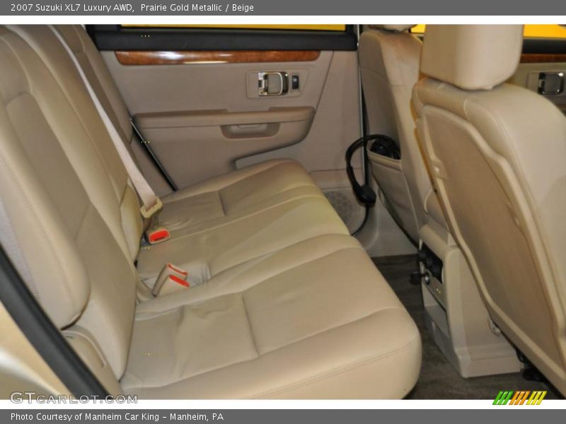 Prairie Gold Metallic / Beige 2007 Suzuki XL7 Luxury AWD