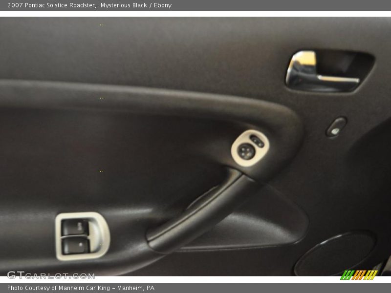 Mysterious Black / Ebony 2007 Pontiac Solstice Roadster