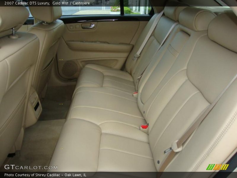 Gold Mist / Cashmere 2007 Cadillac DTS Luxury