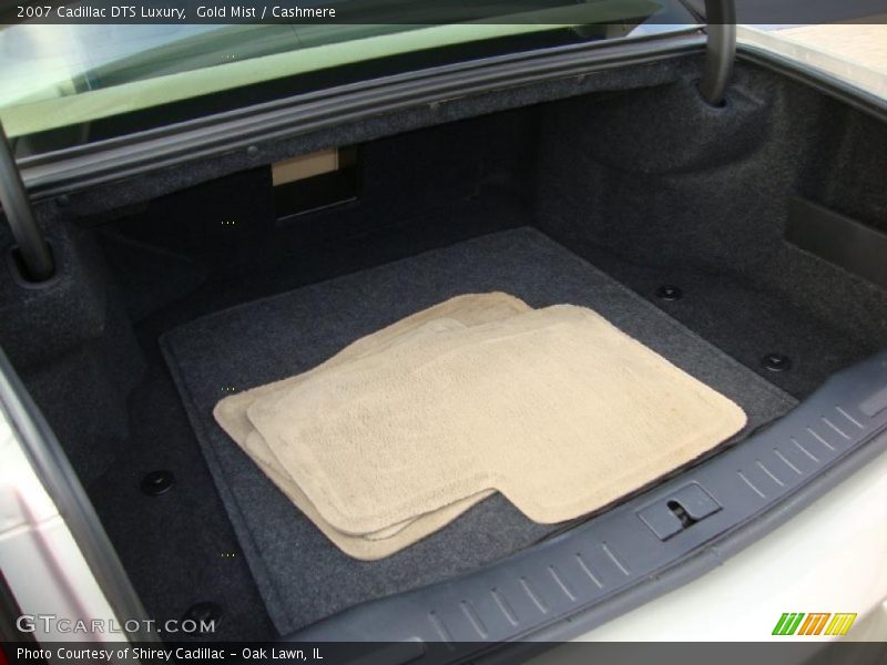 Gold Mist / Cashmere 2007 Cadillac DTS Luxury