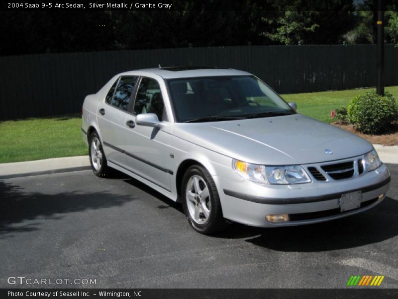 Silver Metallic / Granite Gray 2004 Saab 9-5 Arc Sedan