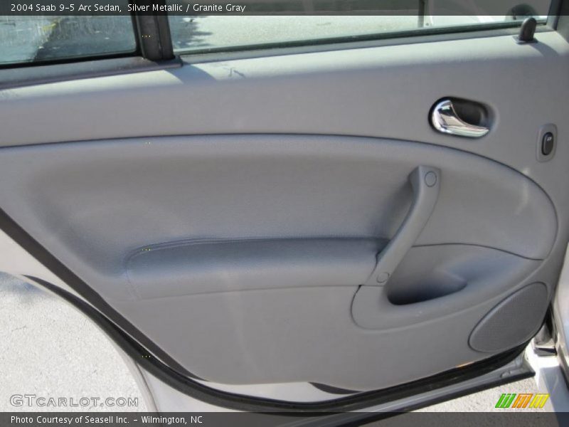 Silver Metallic / Granite Gray 2004 Saab 9-5 Arc Sedan