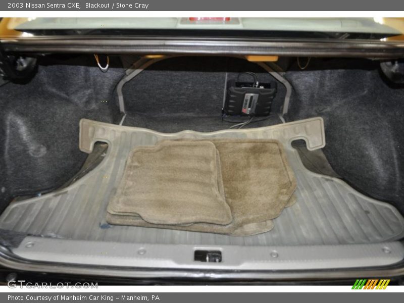 Blackout / Stone Gray 2003 Nissan Sentra GXE