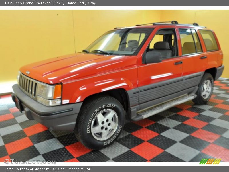 Flame Red / Gray 1995 Jeep Grand Cherokee SE 4x4