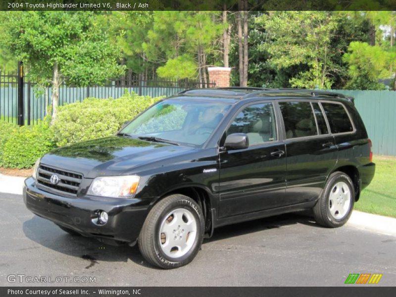 Black / Ash 2004 Toyota Highlander Limited V6