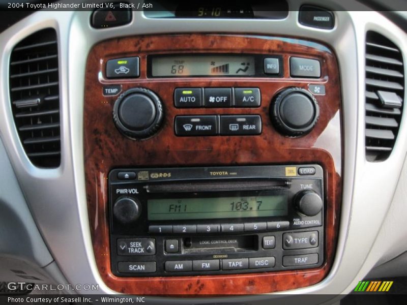 Black / Ash 2004 Toyota Highlander Limited V6