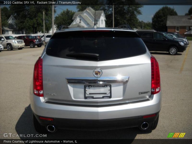 Radiant Silver / Titanium/Ebony 2010 Cadillac SRX V6