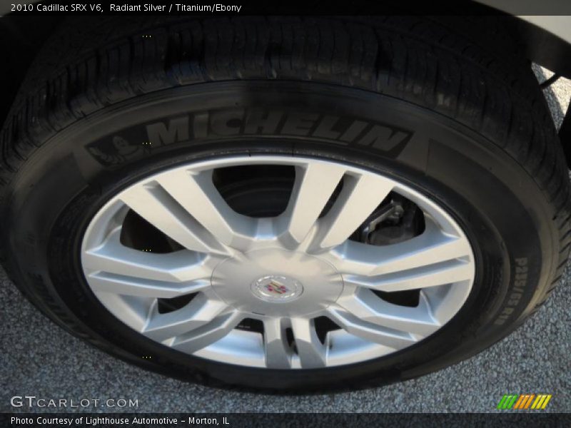 Radiant Silver / Titanium/Ebony 2010 Cadillac SRX V6