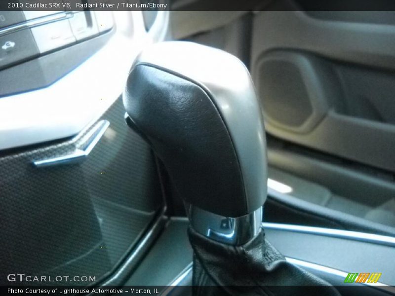 Radiant Silver / Titanium/Ebony 2010 Cadillac SRX V6