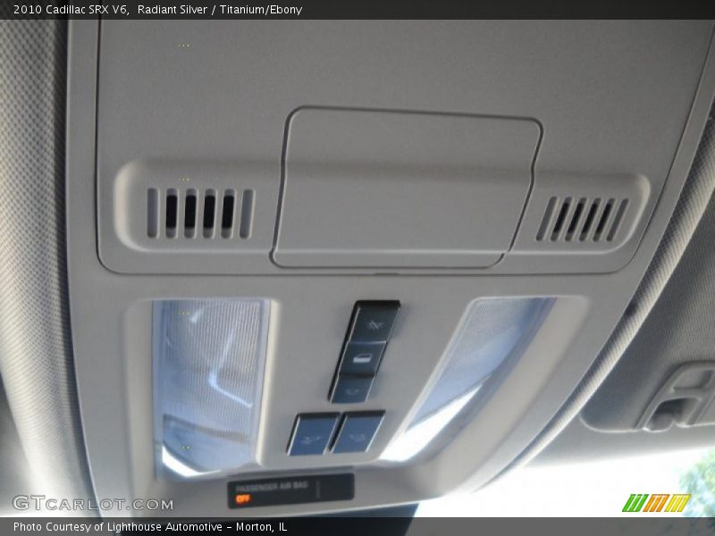 Radiant Silver / Titanium/Ebony 2010 Cadillac SRX V6